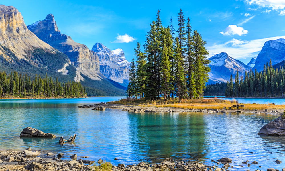 Top Domestic Destinations in Canada: Spirit Island in Maligne Lake, Jasper National Park, Alberta, Canada