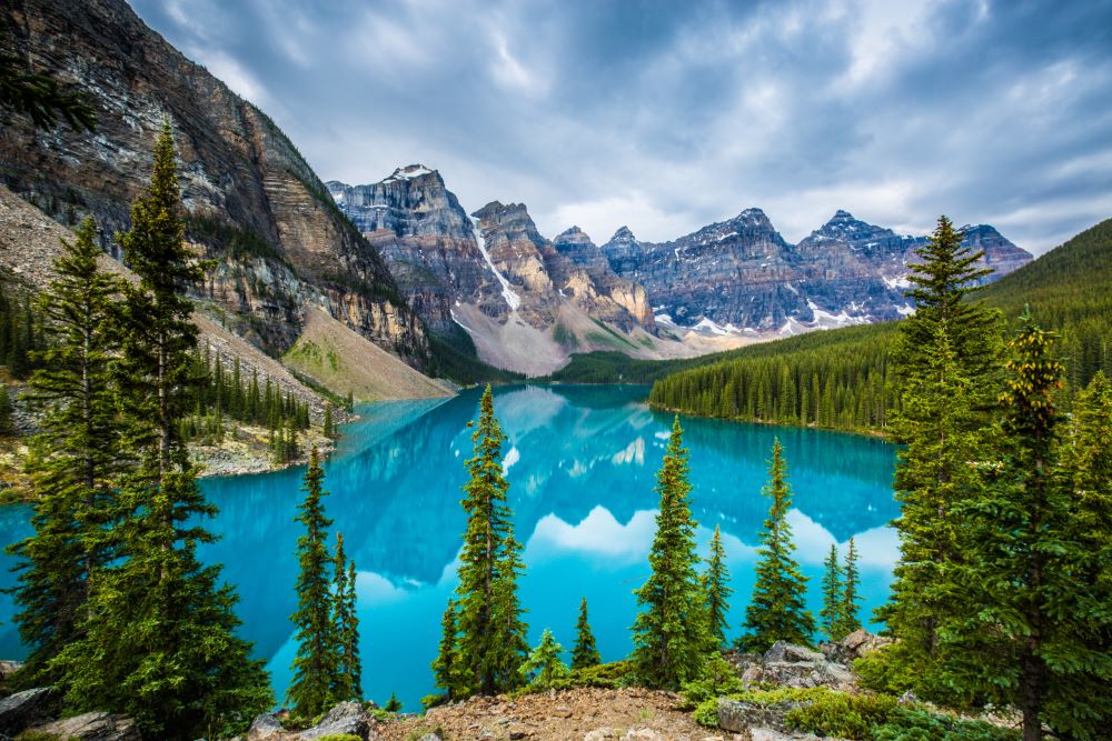 Insta-worthy Places in Canada like Moraine Lake, Alberta