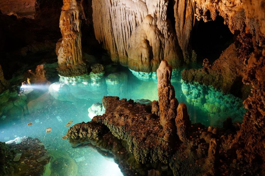 Wishing Well, Luray Caverns, Virginia