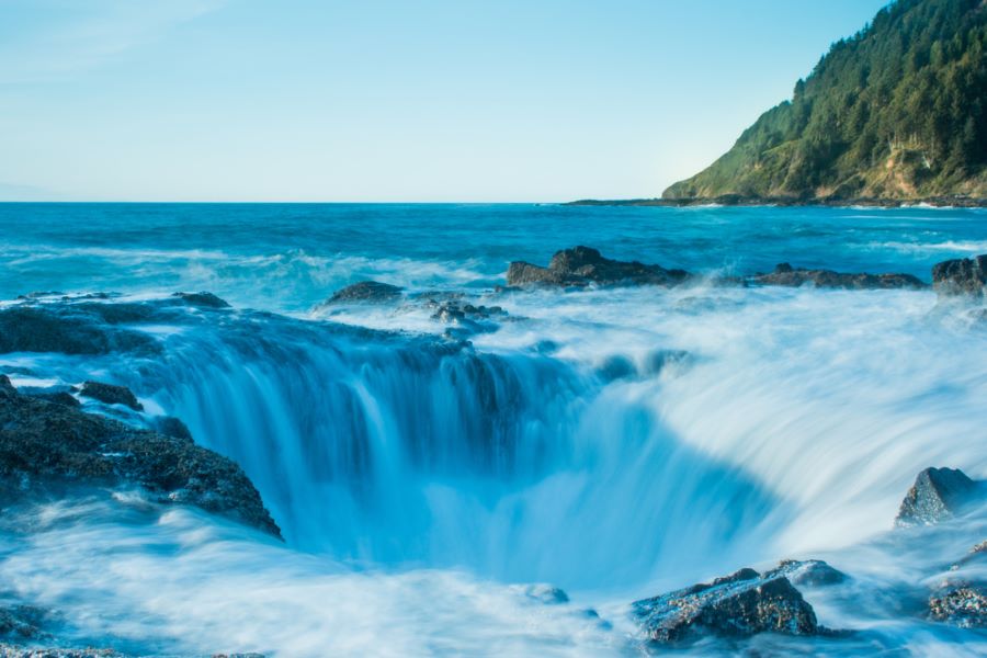 Thor's Well, Oregon, USA