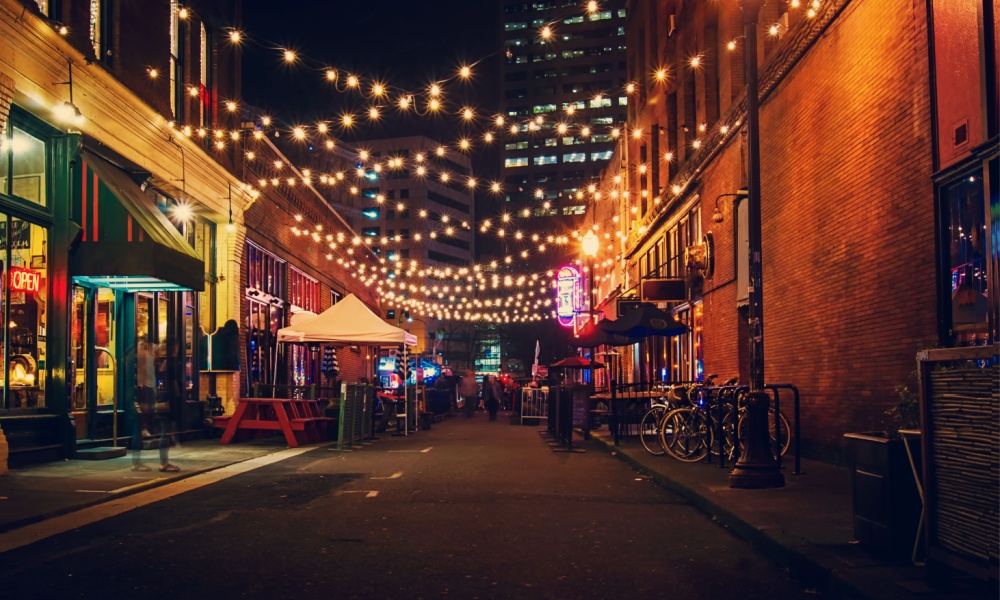 Alley at night in Portland, Oregon