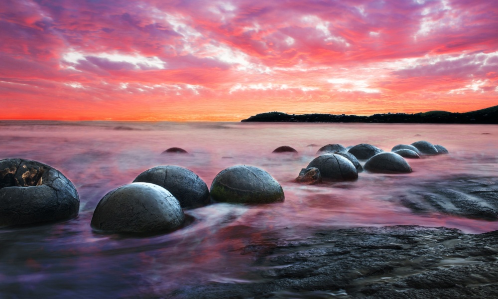 Moeraki Boulders at sunset